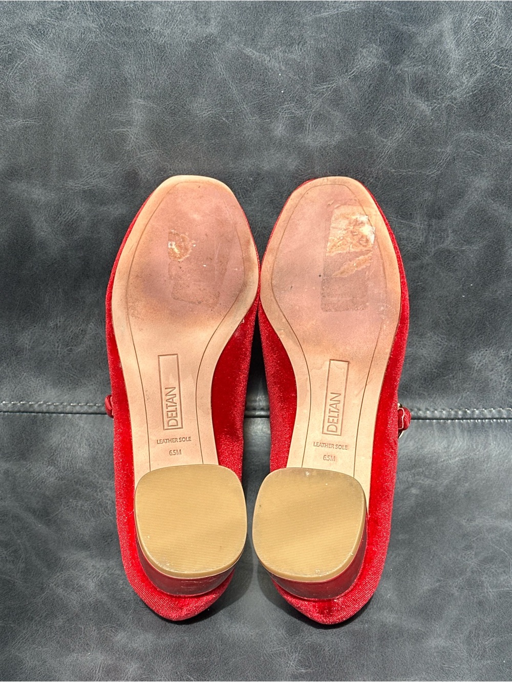 Deltan Red Velvet Mary Jane Block Heel Pumps 6.5 - Picture 7 of 7
